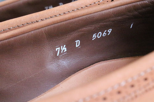 �h���X���i�摜d2435-008